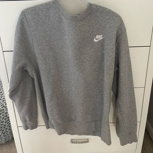 Nike crew neck sweatshirt